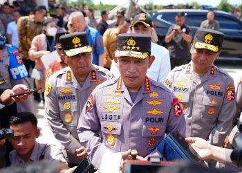 Kapolri saat memberikan keterangan kepada wartawan.( nawasenanews/ Ist)