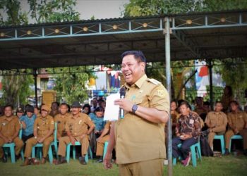 Bupati Dairi memuji kehadiran aplikasi Sidasa Mobile yang dinilai sangat membantu untuk percepatan penanggulangan kebutuhan, dari mulai data hingga kondisi warga.(Nawasenanews/Ist)