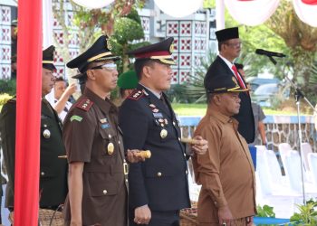 Kapolres Simalungun turut menghadiri upacara Hari Kebangkitan Nasional di halaman Kantor Bupati di Pematang Raya.( Nawasenanews/ Ist)