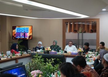 dr Susanti menghadiri Rapat Umum Pemegang Saham - Luar Biasa ( RUPS- LB) yang dipimpin Gubsu Edy Rahmayadi.( Nawasenanews/ Ist)