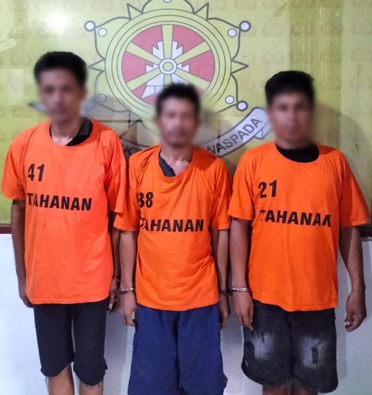 Tiga pelaku pencurian kendaraan Pick Up diringkus Polres Simalungun ( Nawasenanews.com/ Ist)