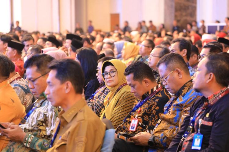 Wali Kota Pematang Siantar dr Susanti Dewayani SpA bersama para kepala daerah lainnya menghadiri Rapat Koordinasi Nasional Percepatan dan Perluasan Digitalisasi Daerah (Rakornas P2DD) Tahun 2023 di Hotel Sahid Jaya,Jakarta.( Nawasenanews/ Ist)