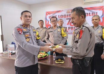 Keterangan Foto : Wakapolres Pematang Siantar KOMPOL Pardamean Hutahean SH, SIK, MH mewakili Kapolres dalam rangka merayakan HUT Logistik Polri Ke 76 Tahun 2023. (Ist)