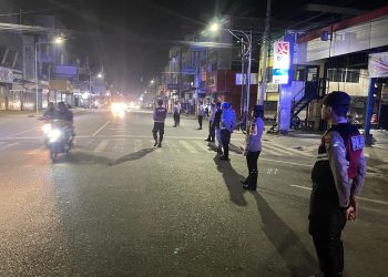 Keterangan Foto : Polres Pematang Siantar melalui Sat Samapta Unit Pam Obvit, Turjawali Sat Lantas dan Polsek jajaran saat laksanakan kegiatan Patroli Blue Light dan KRYD.(Ist)