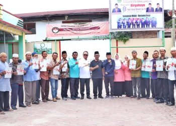 Keterangan Foto : Wakil Bupati H Zonny Waldi saat pemimpin apel dalam rangka Dirgahayu Hari Amal Bhakti ke 78 Kementerian Agama (Kemenag) RI. (Ist)