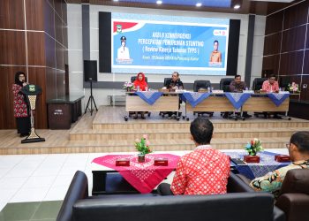 Keterangan Foto: Wali Kota Pematang Siantar saat memberi arahan dan bimbingan di acara Aksi 8 Konvergensi Percepatan Penurunan Stunting di Balai Kota.( Ist)