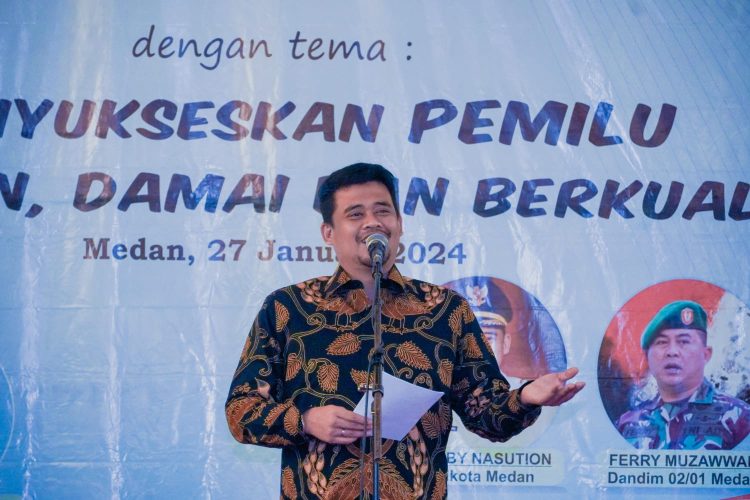 Keterangan Foto : Wali Kota Medan Bobby Nasution dalam Seminar Kebangsaan yang mengusung tema 'Menyukseskan Pemilu Yang Aman, Damai dan Berkualitas di Danau Toba International Hotel.(Ist)