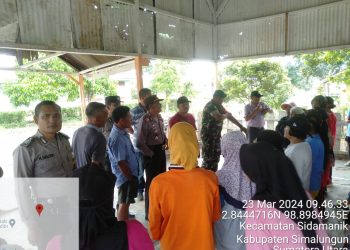 Polsek Parapat bersama Forkopimca saat patroli skala besar melakukan penelusuran atas berita yang menyebut maraknya judi toto gelap di Parapat.( Nawasenanews/ Ist)