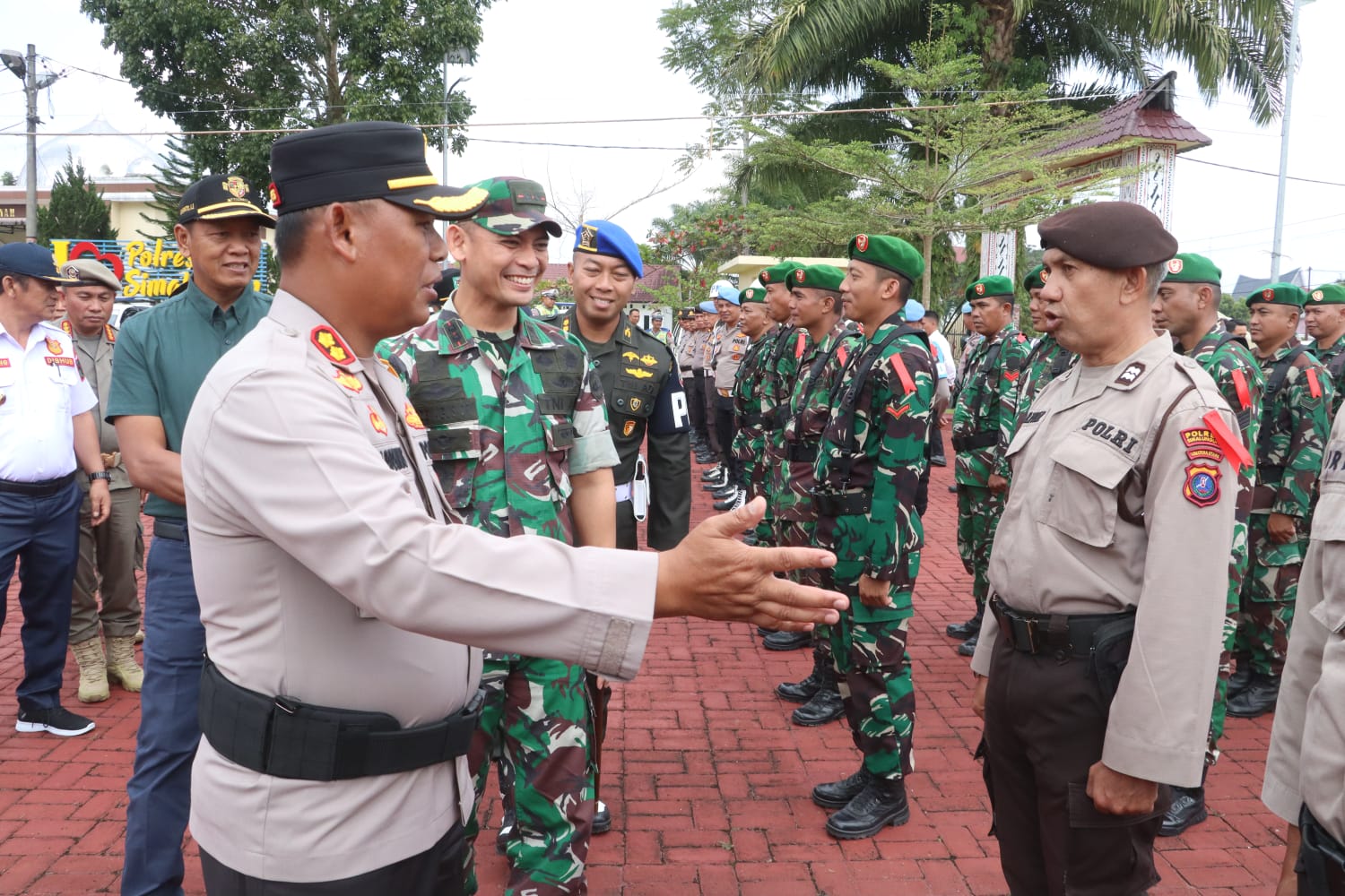 Kapolres Simalungun Pimpin Apel Gelar Pasukan Ops Ketupat Toba 2026, 161.243 Personel Siap Amankan Mudik Idulfitri